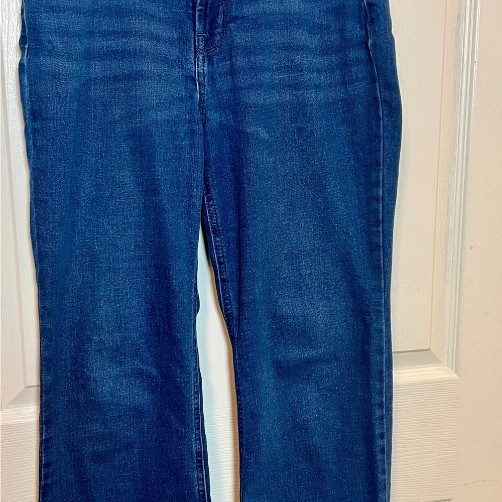 Old Navy High-Rise Wow Flare Jeans